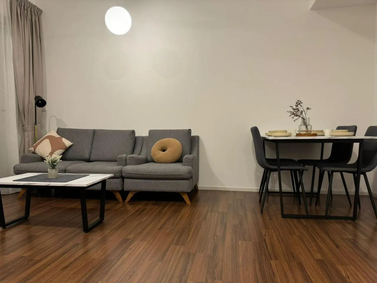 Una Serviced Apartment, Jalan Peel By Rverse Suite Kuala Lumpur