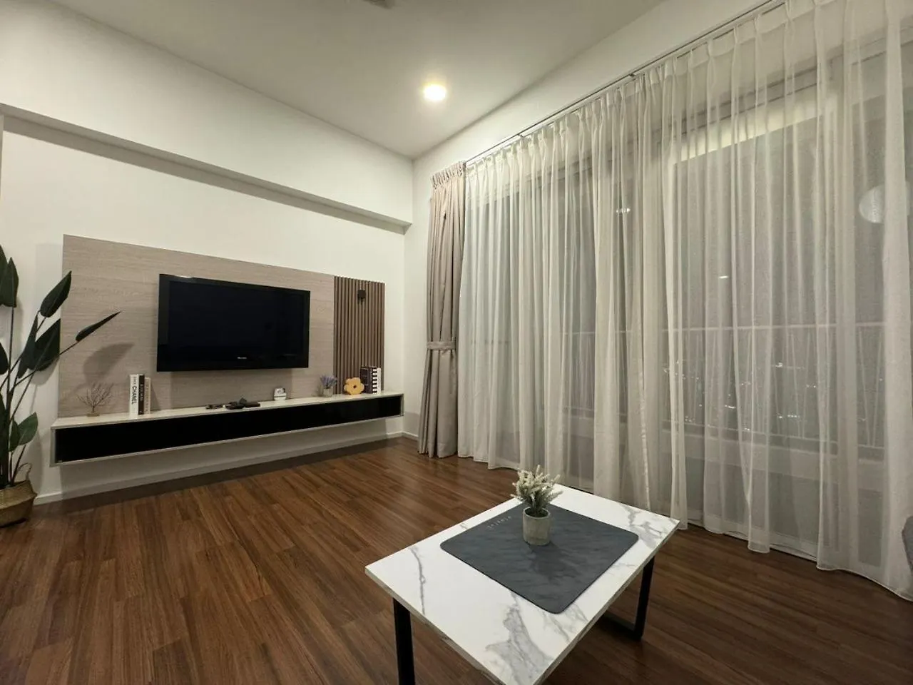 Apartmán Una Serviced Apartment, Jalan Peel By Rverse Suite Kuala Lumpur
