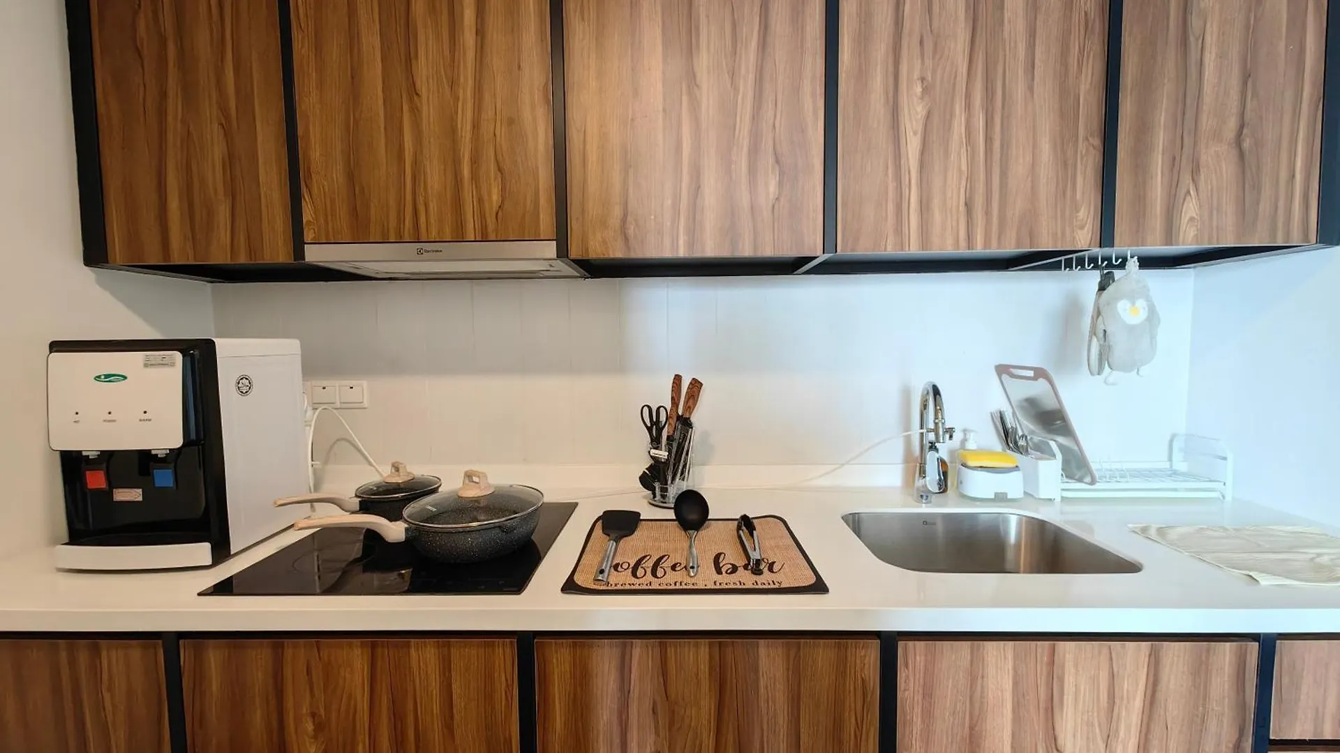 Una Serviced Apartment, Jalan Peel By Rverse Suite Kuala Lumpur 0*,