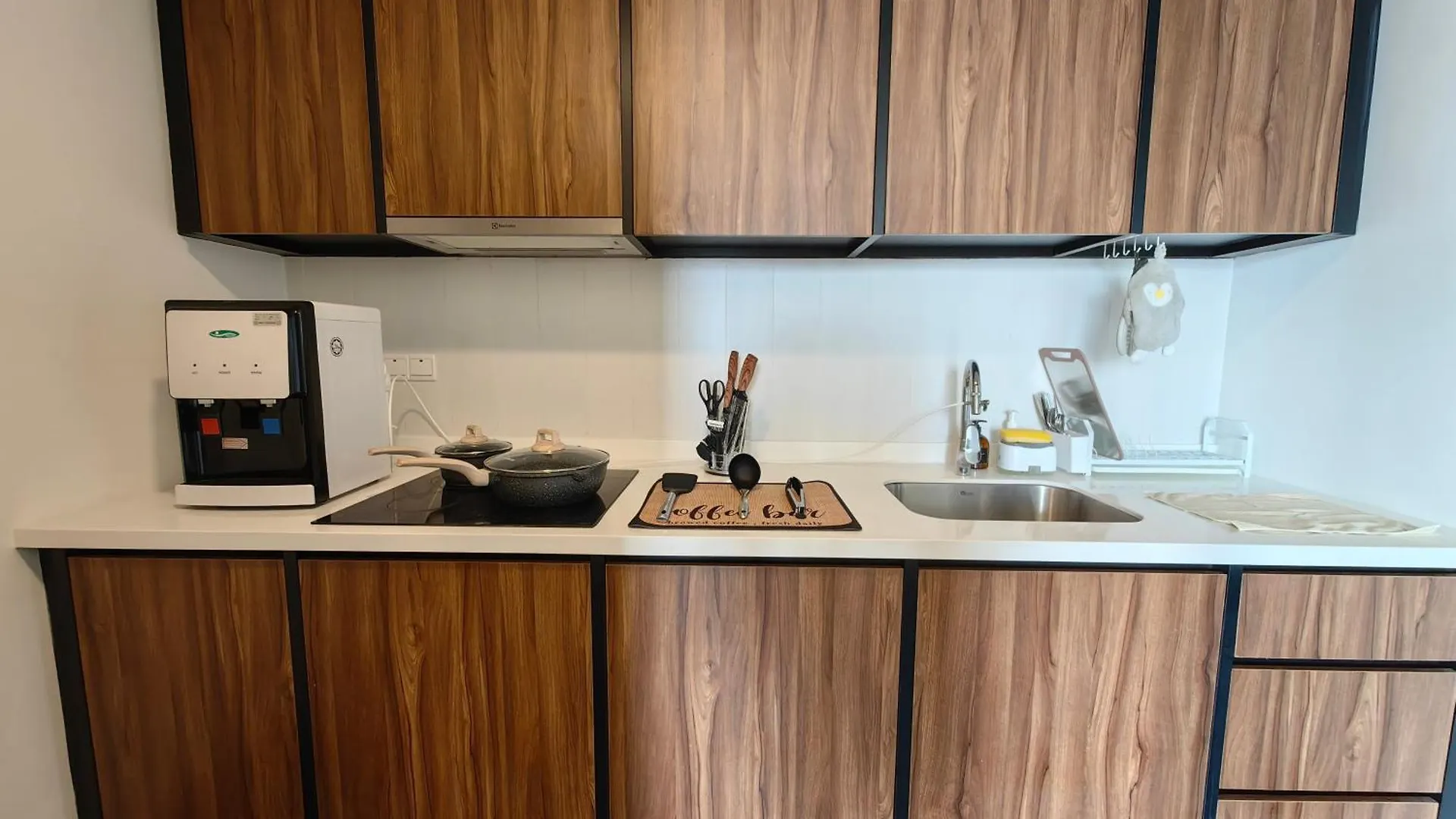 Una Serviced Apartment, Jalan Peel By Rverse Suite Kuala Lumpur 0*,
