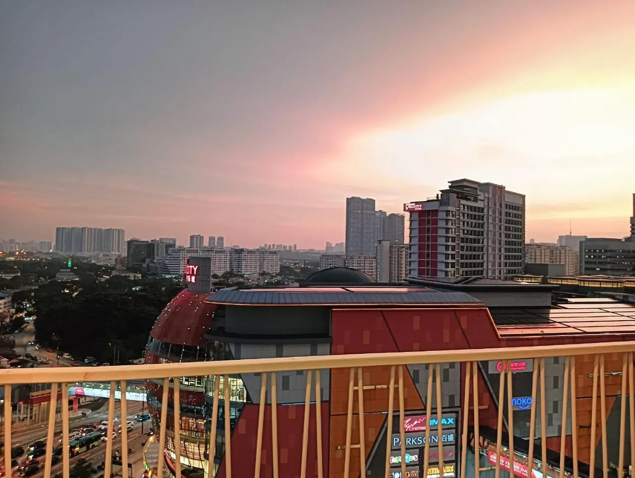 Una Serviced Apartment, Jalan Peel By Rverse Suite Kuala Lumpur Apartment