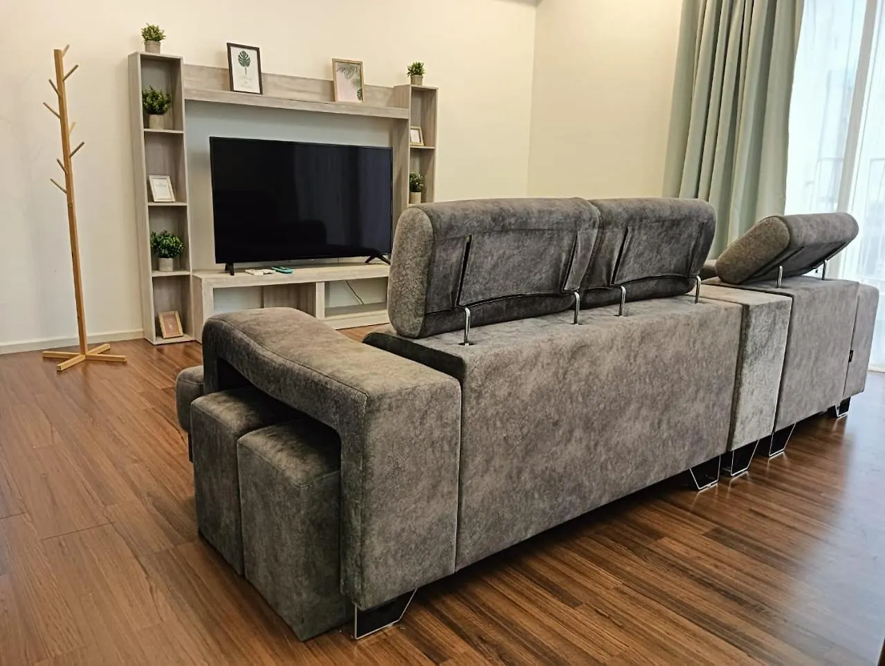 Una Serviced Apartment, Jalan Peel By Rverse Suite Kuala Lumpur Malaysia